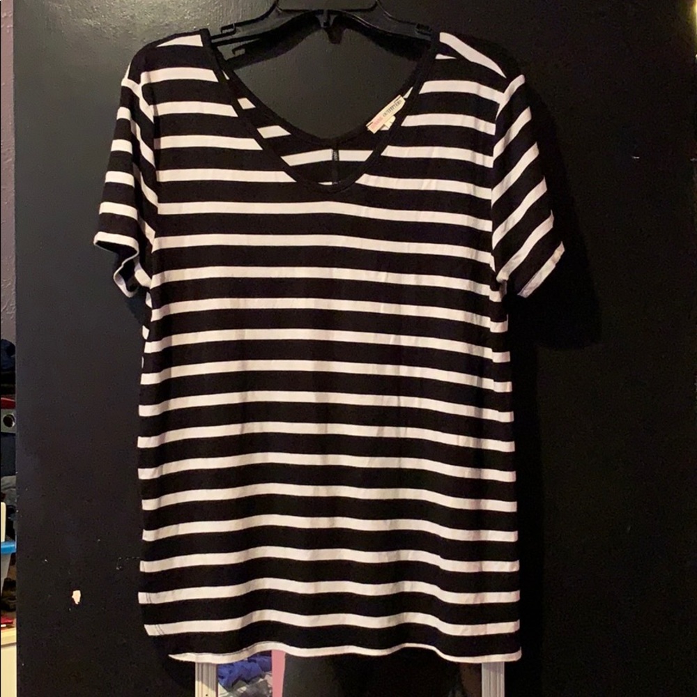 Zenana Outfitters Top
